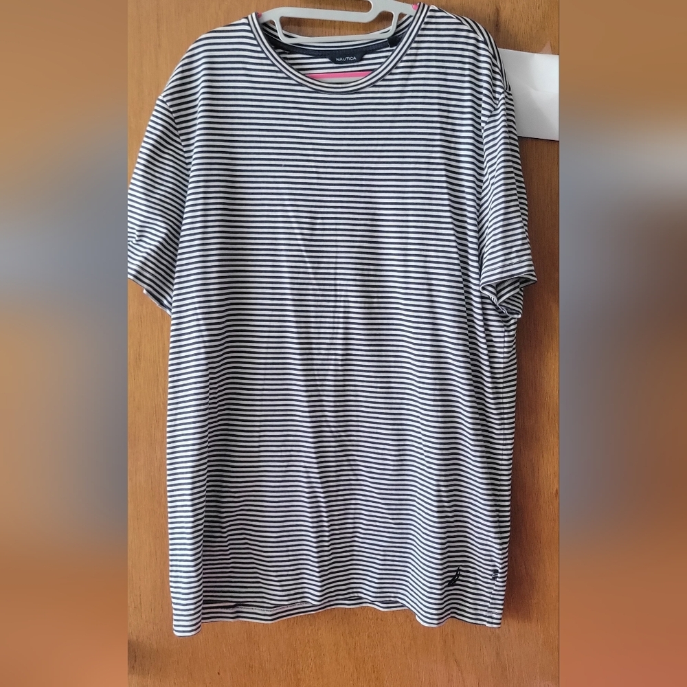 Nautica Men's Short Sleeve Striped Tee - Black and White
